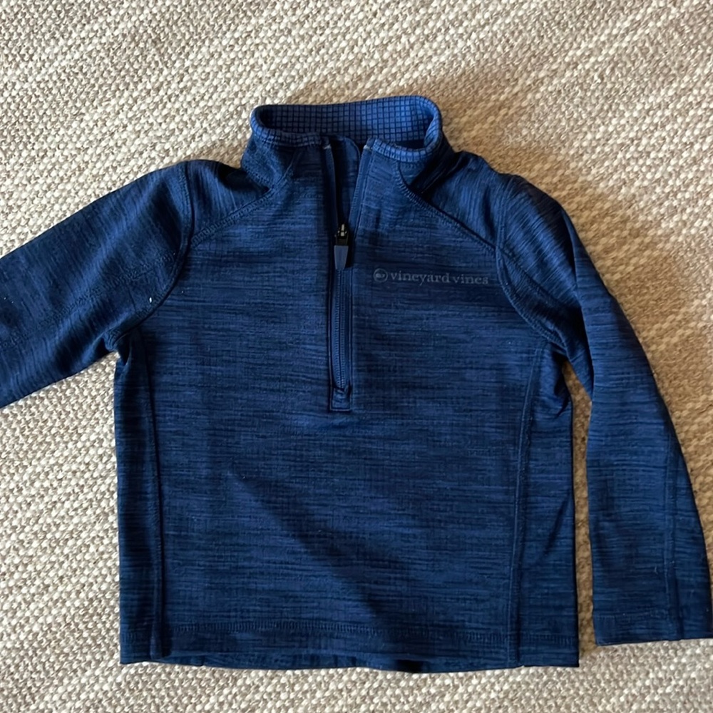 Vineyard Vines zip spandex sweater